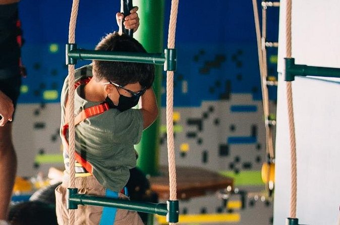 1 Hour Bull Maze Adventure at Toroverde Urban Park San Juan - What to bring, and what to leave behind