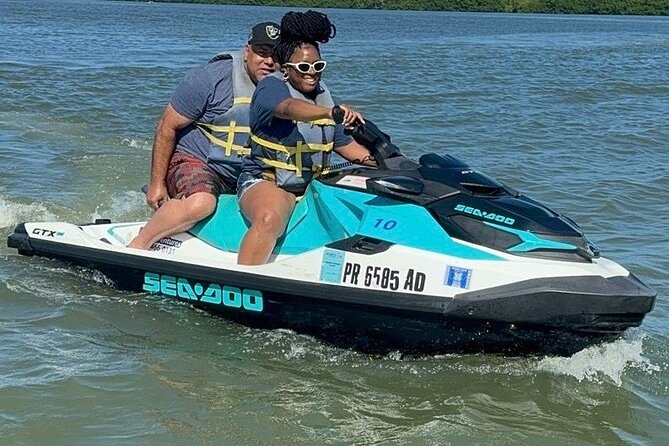 1-Hour Freestyle Jet Ski Adventure in the Bay - Starting at Casa BACARDÍ in Cataño