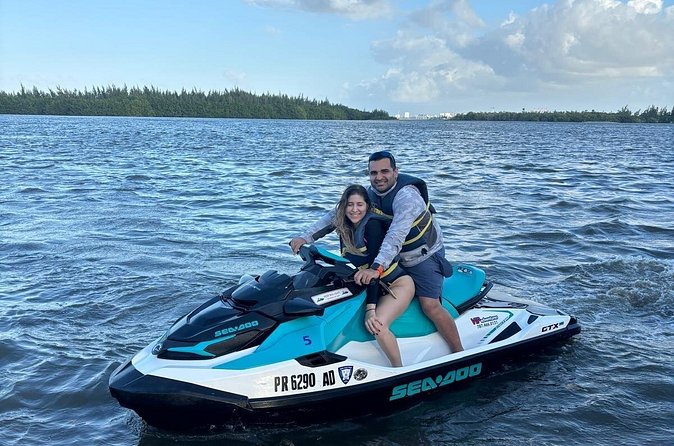 30-Minute Freestyle Jet Ski Adventure in the Bay - The $100 price and what you receive
