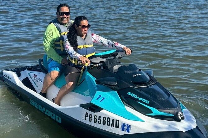 30-Minute Freestyle Jet Ski Adventure in the Bay - Safety instruction before the throttle
