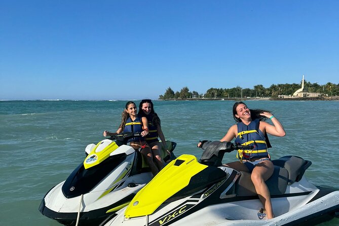 30 Minute Jet Ski Ride along Isla Verde Beach - Thirty minutes of freestyle along Isla Verde