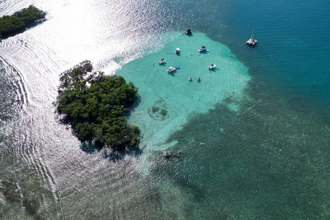 4 hours Tour in La Parguera Private Boat Charter - What comes aboard with you