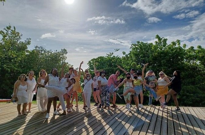 Beginner to Advanced Salsa Dance Class in San Juan, PR - Group size and personal attention