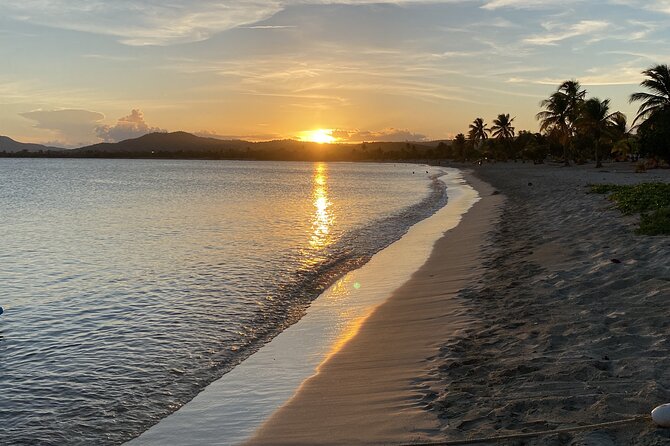 Bioluminescent Boat Tour in Mosquito Bay, Vieques - The ride from Sun Bay to the water