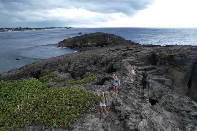 Caves Coastlines and Beach; Cueva del Indio, Arecibo Adventure - Cueva del Indio: Rock, Water, and Taíno Carvings
