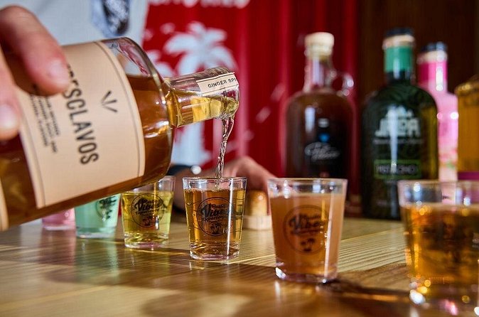 Christmas Vibe: Old San Juan Pitorro Rum Tasting Experience - Comparing Ron Caña, Cañita, and pitorro