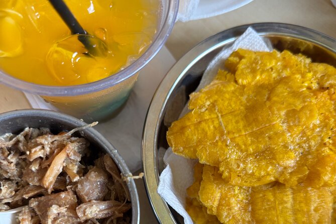 Coffee & Waterfalls Tour: from the mountains to the cup - Toro Negro State Forest and Río La Planta add variety