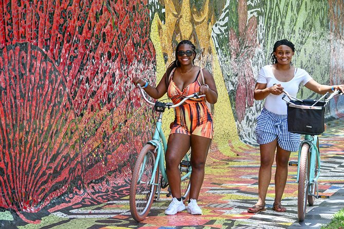 Cruising Bikes Rental in Condado Old San Juan - Crossing the Dos Hermanos bridge