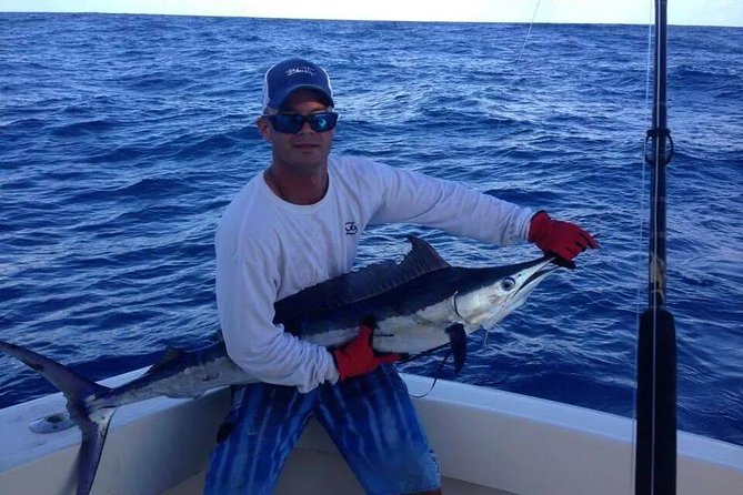 Deep Sea Fishing Private Boat Charter in San Juan - The crew makes a real difference