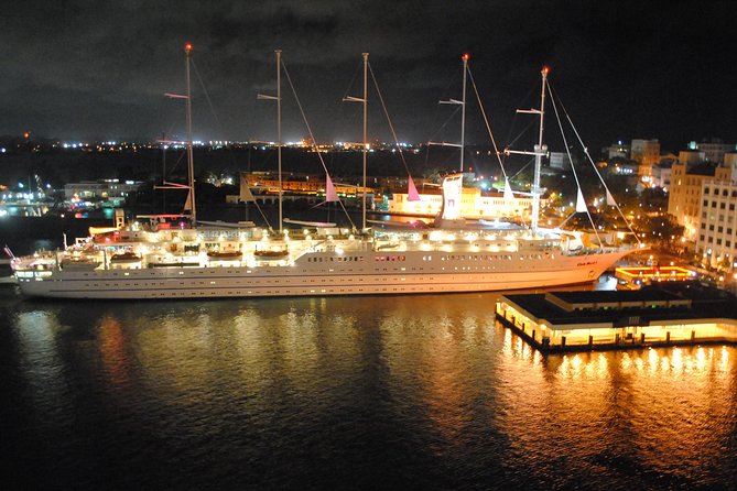 Discover Superb San Juan: Self-Guided Audio Tour - Plaza Colón gives you a useful starting point