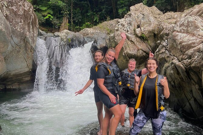 El Yunque Small Group Tour with Luquillo Lunch Stop and Transport - Luquillo Beach and the kiosk lunch stop