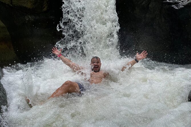 El Yunque: Waterslide and Plus Beach Round Trip - Why the guides matter in the forest