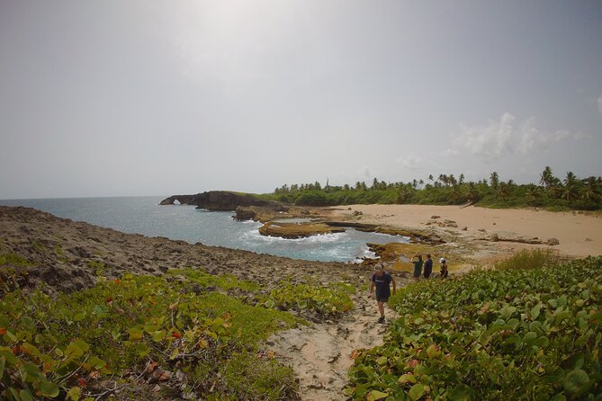 Explore Cueva del Indio + La Poza del Obispo Beach - What the $115 price includes