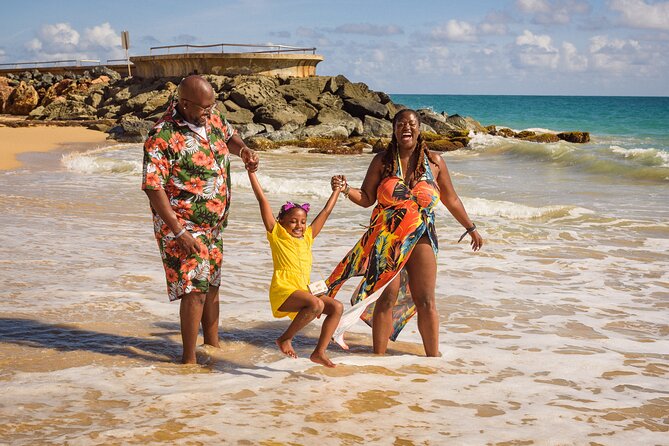 Family Photographer in Puerto Rico - One hour: quick portraits and a single setting