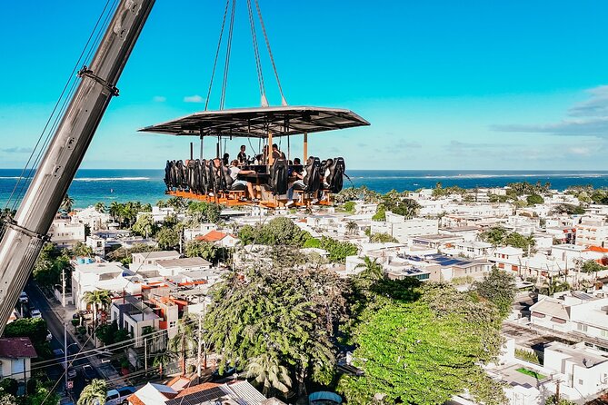 FlyDining: 4 Courses Dinner with City Lights & Ocean Breeze - How the service affects the evening