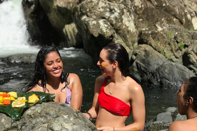 Full-Day Tinajas Hiking to El Yunque Rainforest with Transport - The best parts at a glance