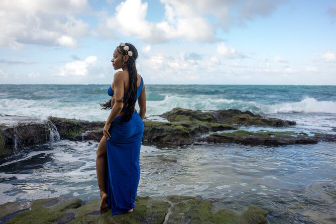 Golden Hour Beach Photo Shoot in San Juan - A short walk to a beautiful beach setting