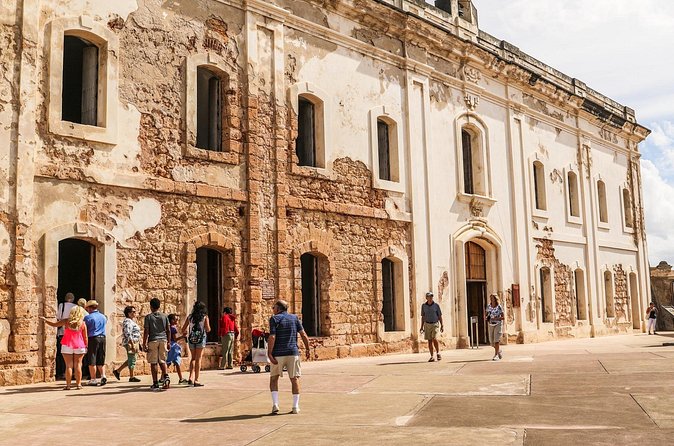 Guided Colonial City Tour in San Juan - Castillo San Felipe del Morro: San Juan’s great defense