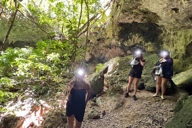 Indian Cave & Water Spring Adventure - A second cave near Manatí