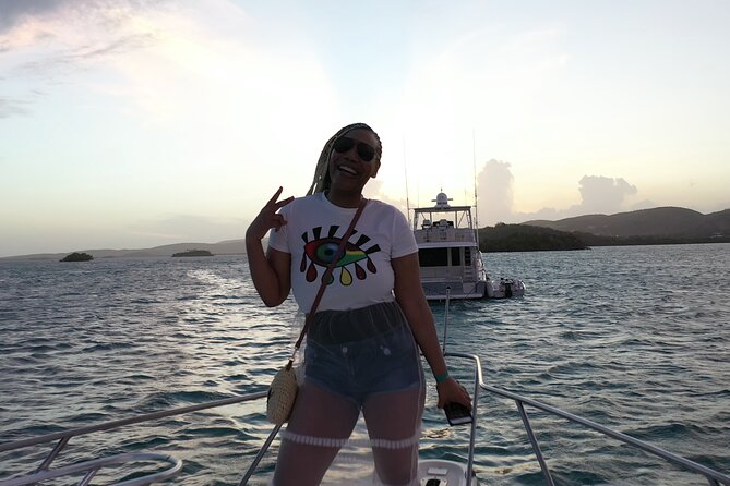 La Parguera Glowing Bioluminescent Bay Boat Tour from San Juan - The restaurant stop brings local food into the day