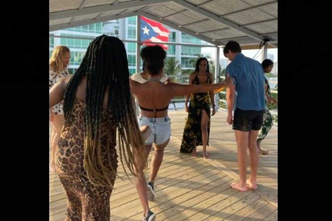 Learn Salsa in San Juan - Vivid beginner lesson - Five things to know before booking