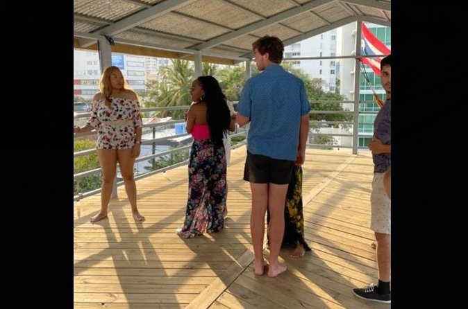 Learn Salsa in San Juan - Vivid beginner lesson - Timing, punctuality, and the no-show concern