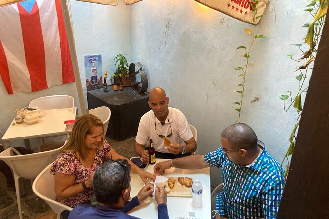 Let's Talk Politics Puerto Rico - What the political discussion actually covers