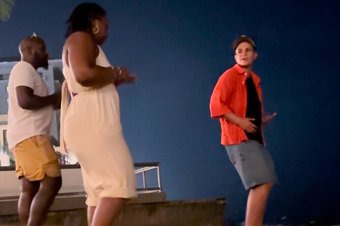 Moonlight Beginner Salsa Class in San Juan - What $60 buys you