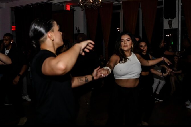 Moonlight Beginner Salsa Class in San Juan - Who will enjoy this class most