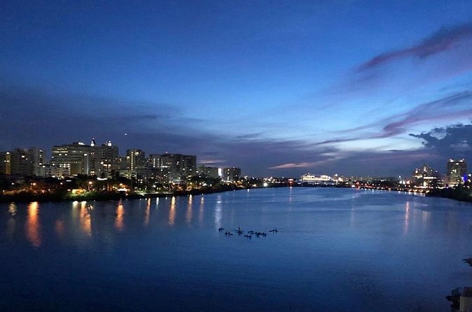 Night Kayak - Condado City Lights Tour - Paddling through Condado Lagoon