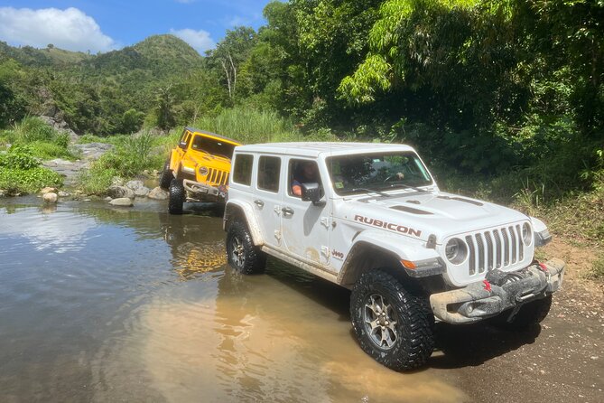 Off-Road Jeep Adventure from Carolina - River crossings and weather-dependent adventure