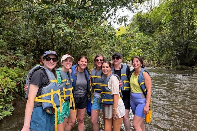 "Off the beaten path" Rain Forest Guided hike with Transportation - Starting the morning in San Juan