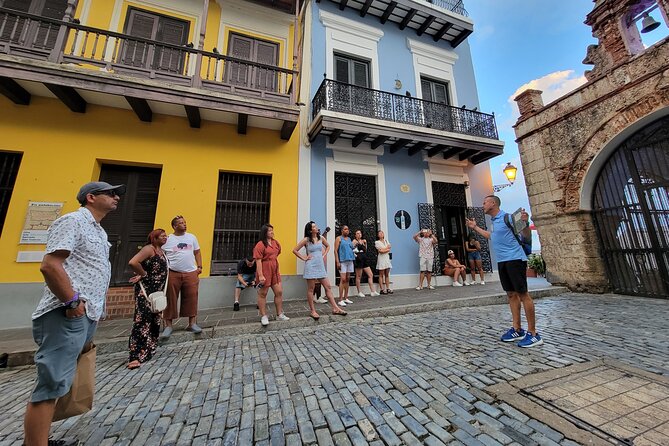 Old San Juan and El Morro Castle Walking Tour - La Casa Estrecha and San Juan’s small-scale surprises