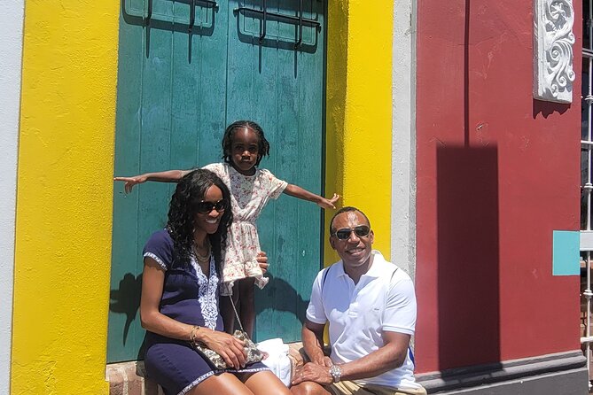 Old San Juan Family Fun Tour: Science/History/ Yummy treats - Calle del Cristo, courtyards, and small discoveries