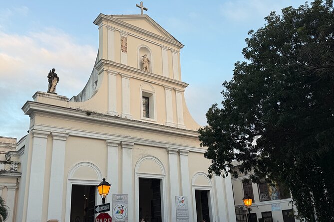 Old San Juan Food Tour with 7 Tastings of Authentic Local Flavors - La Puerta de San Juan and the city walls