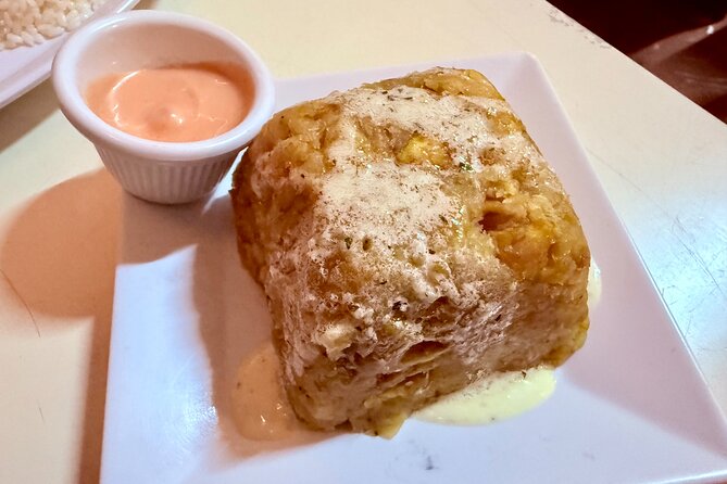 Old San Juan Food Tour with 7 Tastings of Authentic Local Flavors - La Casa Estrecha and the pleasure of odd details