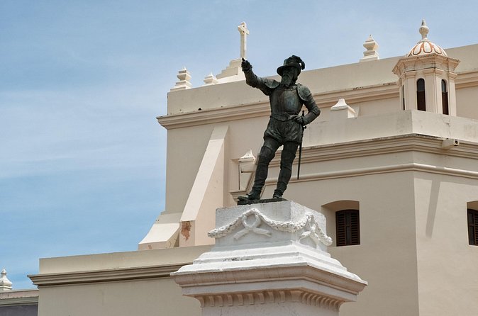 Old San Juan History and Culture Walking Tour - La Fortaleza and the final chapel