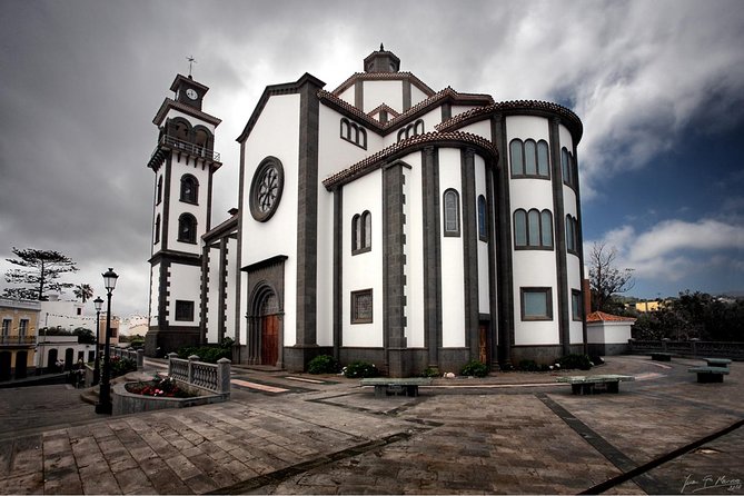 Panorama VIP Tour in Gran Canaria - Los Tilos de Moya and the final stop in Moya