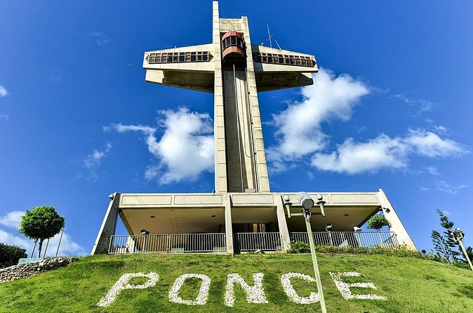 Ponce: Walking City Tour, Entry Seralles Museum & Dinner Included - Who gets the best value from the $195.99 price