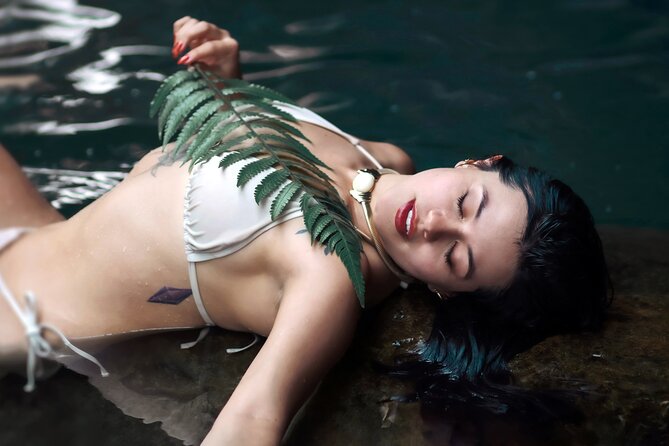 Portrait Photoshoot in a Tropical Rainforest - Weather, timing, and what can change