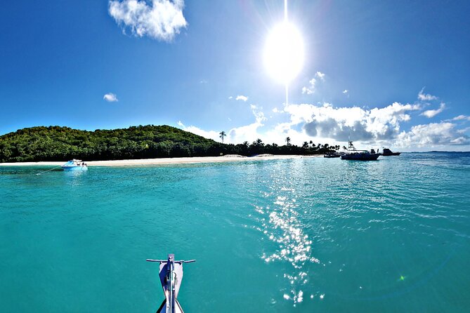 Private All-Inclusive 22ft Boat Guided Snorkeling Icacos Palomino - Palominito and the marks of Hurricane Maria