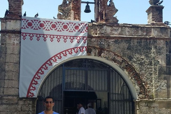 Private Guided Tour: Unveiling Old San Juan's History - Is $461.54 a fair price for up to four?