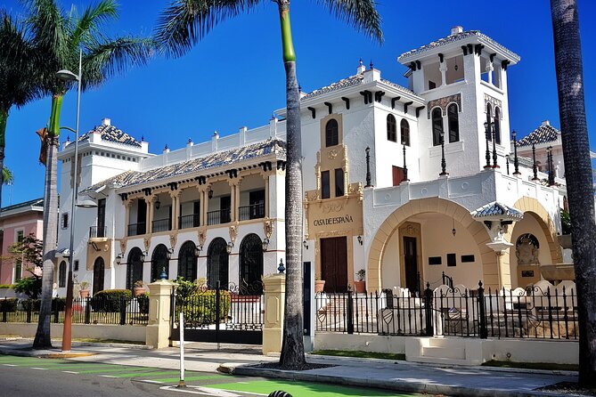 Private Historic Old San Juan Sightseeing and Walking Experience - Squares, government buildings, and old social life