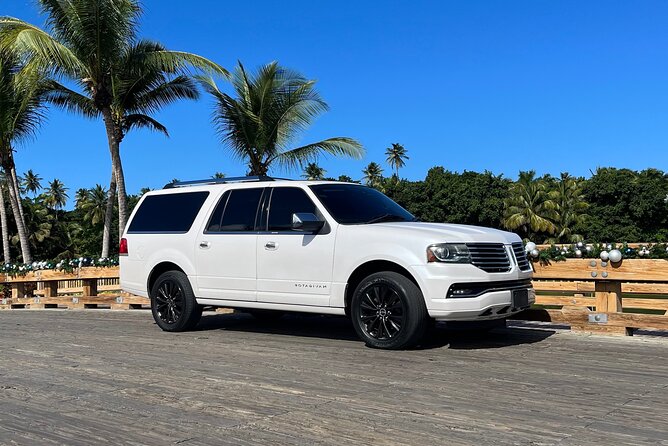Private Transfer-TO or FROM: SJUAirport,Cruise,Hotels Puerto Rico - Meeting your chauffeur at SJU Airport