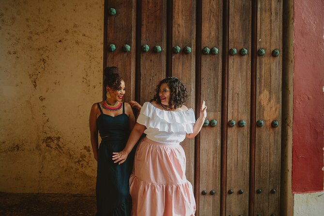 Private Vacation Photo Session with Local Photographer in San Juan - Piñones for open-air vacation photographs
