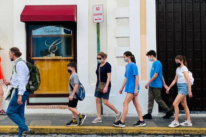 Private Walking Tour of Old San Juan, including forts - Gates, statues, and the city’s public squares