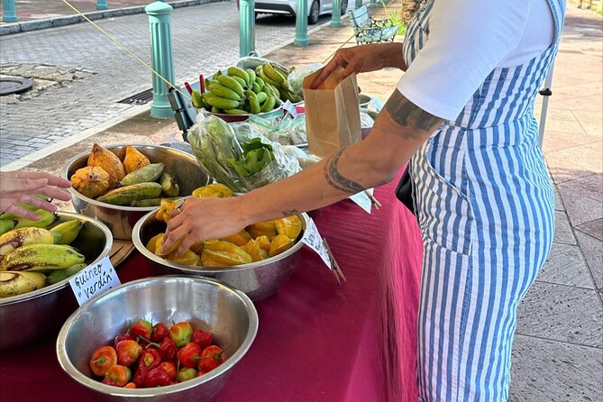 Puerto Rican Gastronomy Cooking Class - Choosing Caribbean staples at the farmers market