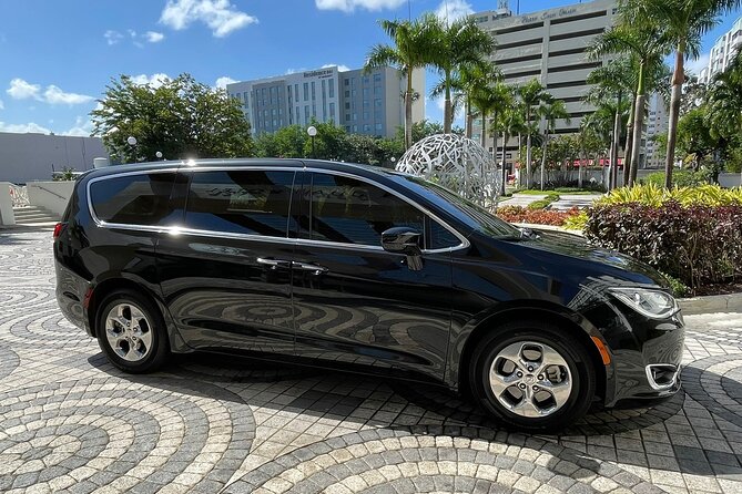 Puerto Rico Island Wide Transfer, Chrysler Minivan, Select Zone - What the ride feels like inside the minivan