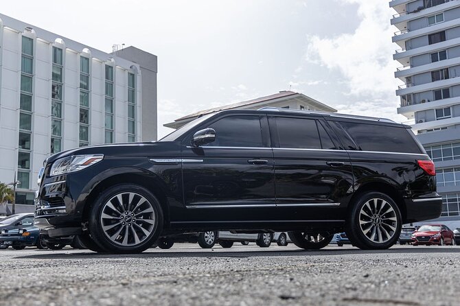 Puerto Rico Island Wide Transfer, Navigator L LuxSUV, Select Zone - Drivers who add a human touch