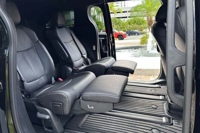 Puerto Rico Island Wide Transfers, Sienna Limited Luxury Minivan. - One-way or round-trip planning